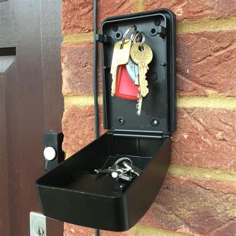 wall mounted safe lock boxes